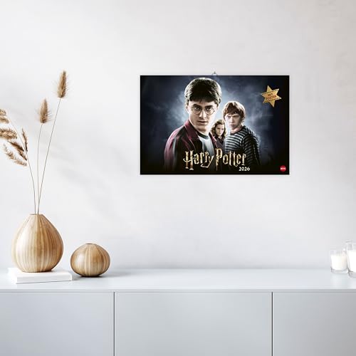 Harry Potter Broschur XL Kalender 2026: Wandkalender mit fesselnden Filmszenen aus den Harry Potter-Filmen. Broschürenkalender 2026 mit Poster zum Heraustrennen.