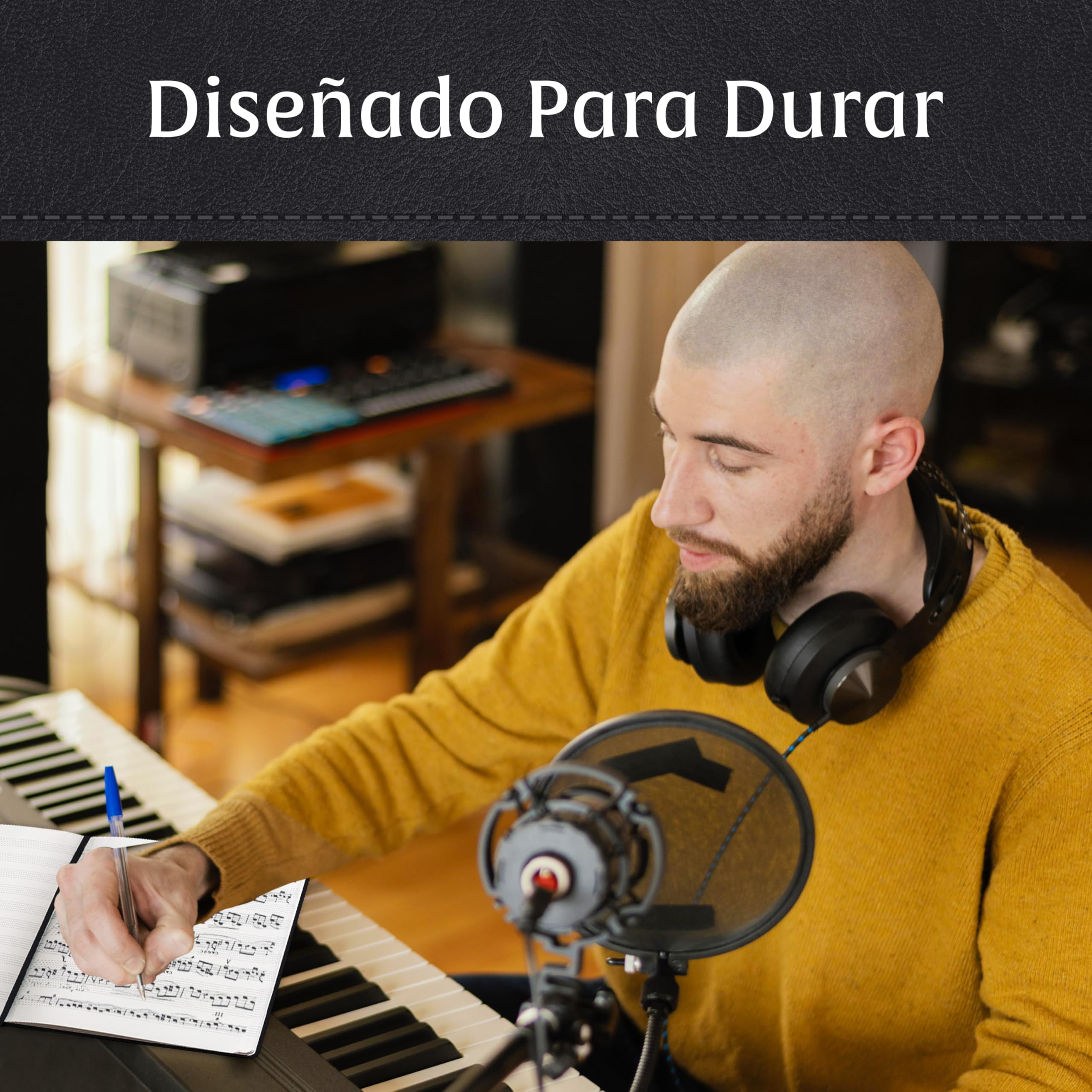 Beechmore Books Cuaderno de música A4 (21,6 x 29 cm) – 156 páginas, 120 g/m² | Tapa dura piel vegana, hojas con pentagrama perforadas, apertura plana, caja de regalo para músicos