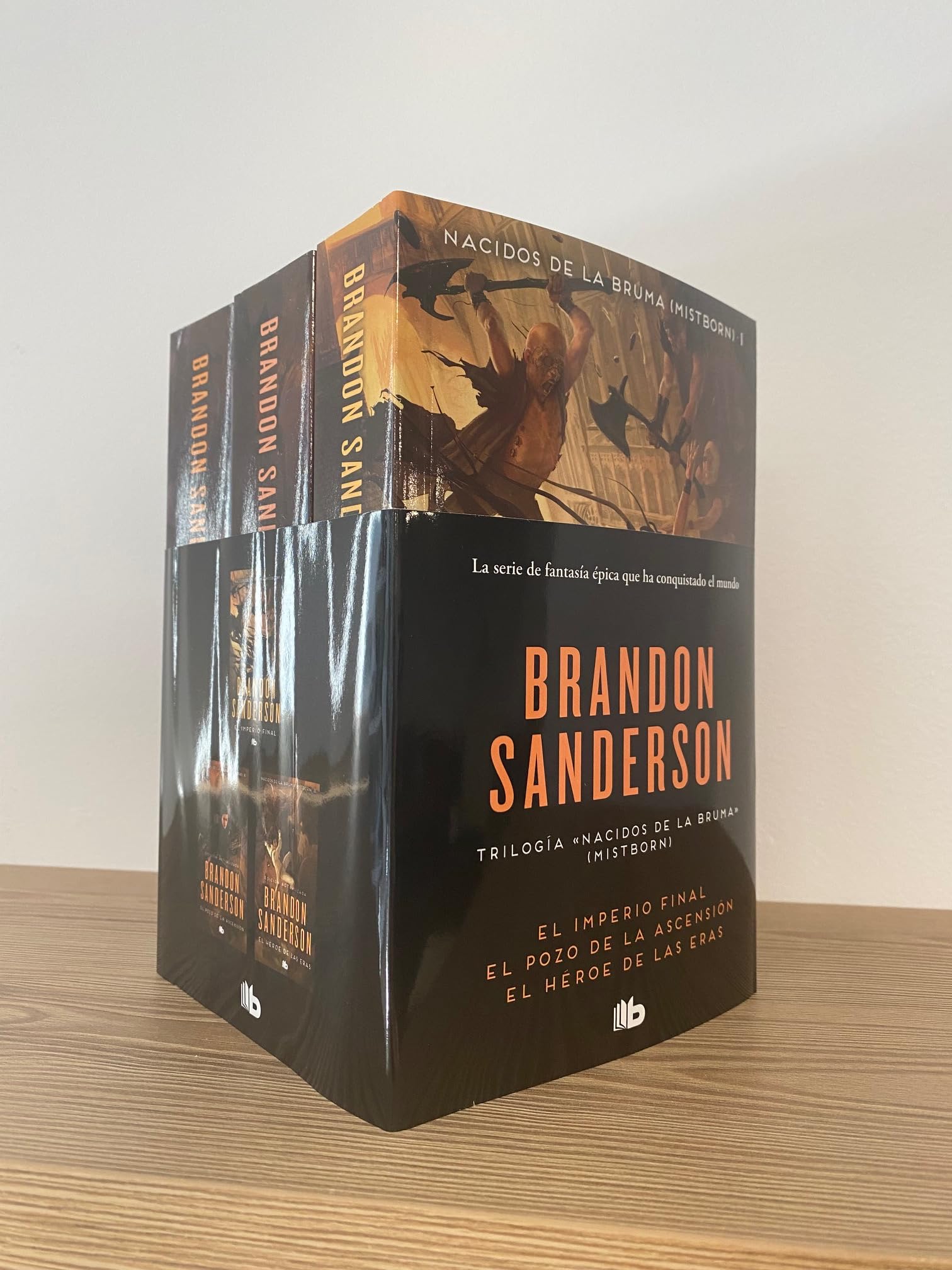 Trilogía Nacidos de la bruma (Trilogía Original Mistborn): La serie de fantasía épica que ha conquistado el mundo: 603016 (Ficción)