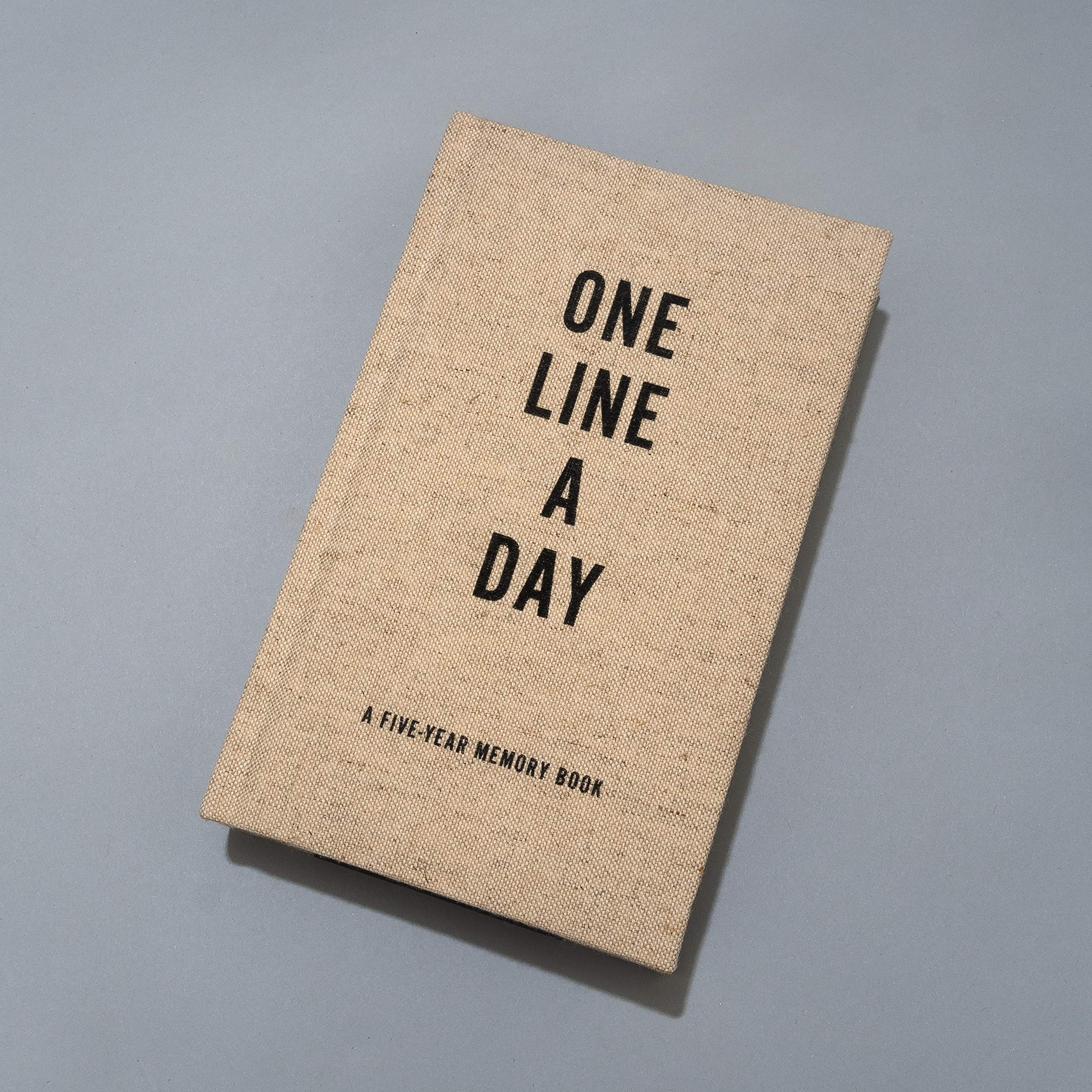 Canvas One Line a Day: A Five-Year Memory Book